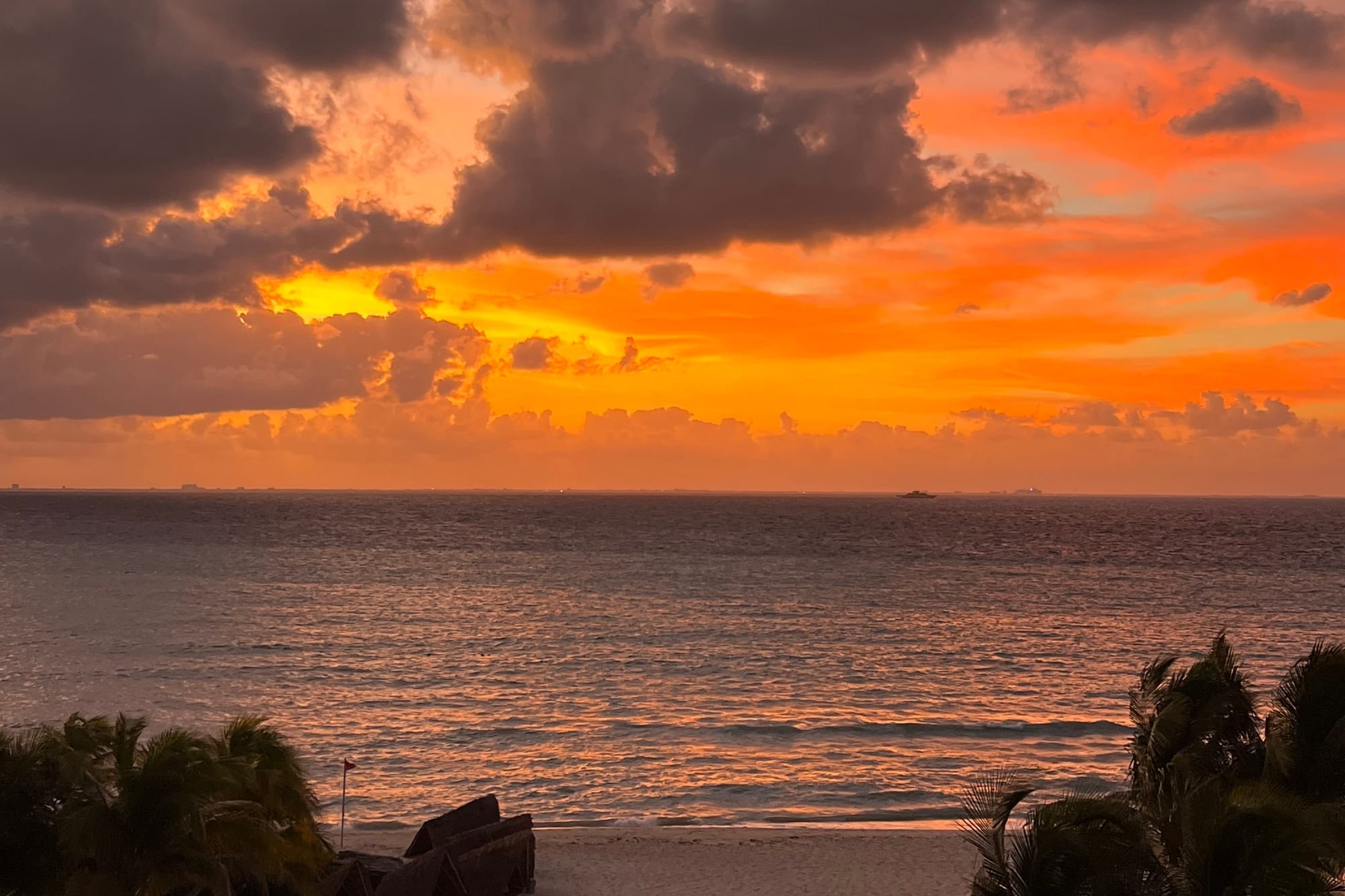 Coucher de soleil à Palmaia House of Aïa