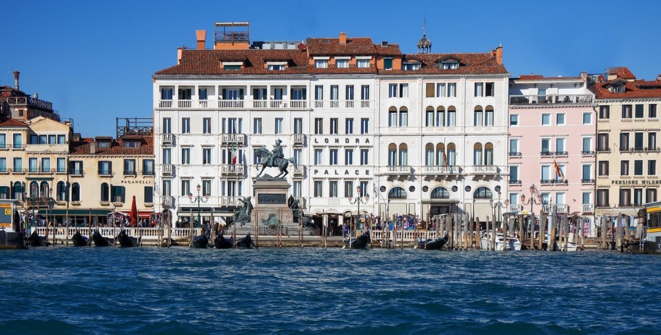 Façade du Londre Palace, Venise